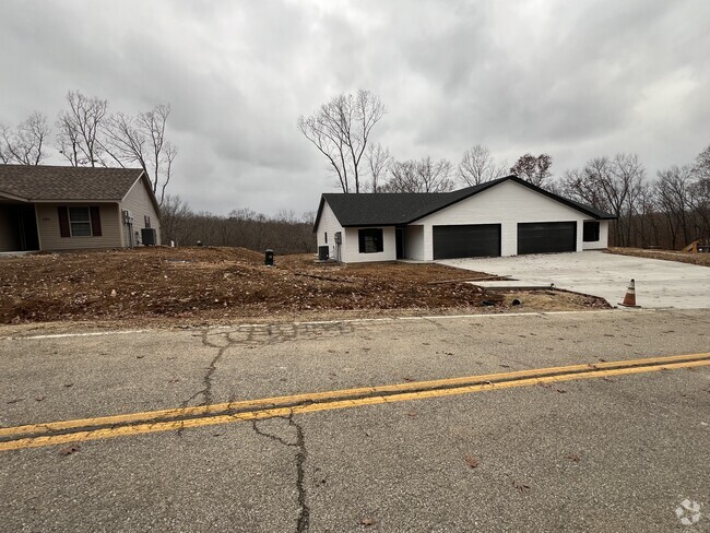 Building Photo - 123 Scarsdale Cir Rental