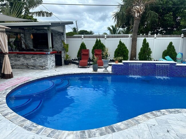 Photo - 1320 SE 2nd Terrace