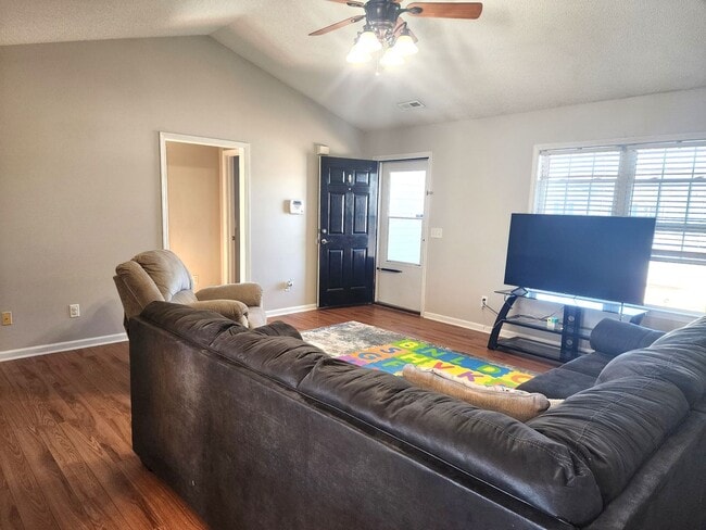 Photo - WHITNEY PINES