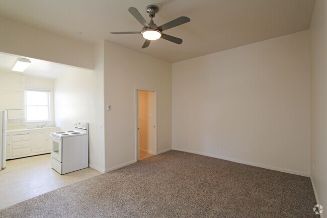 Building Photo - 1001 Cooper Ave Unit B Rental