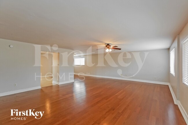 Photo - 3827 E Friess Dr