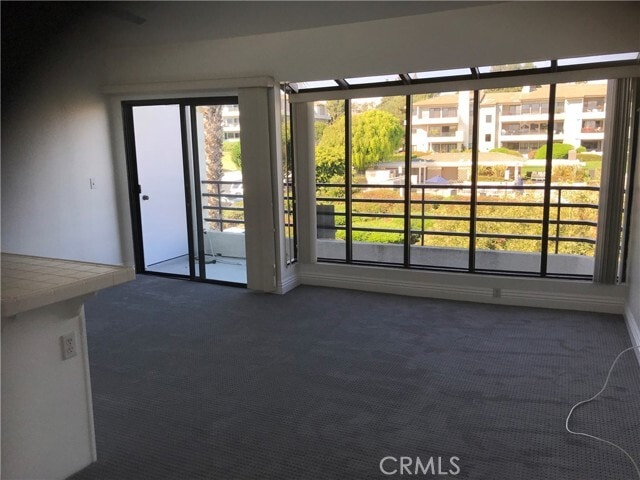 Photo - 210 Lille Ln