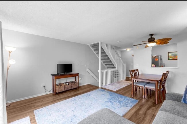 Photo - 1699 Ridgebury Dr