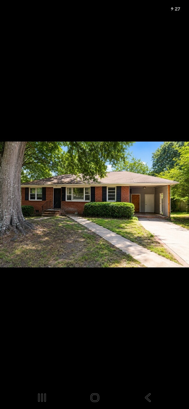 Photo - 1226 Baker St