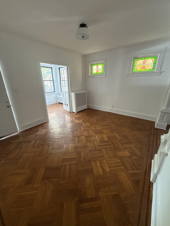 Photo - 644 West Side Ave