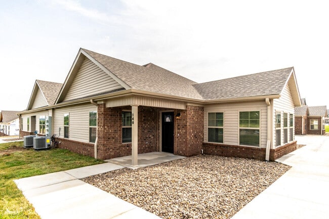 Photo - 140 Garden Gate Dr