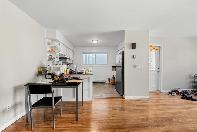 Photo - 313 9th St Unit 2