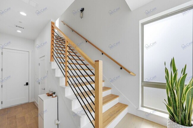 Photo - 2620 Valley View Ln