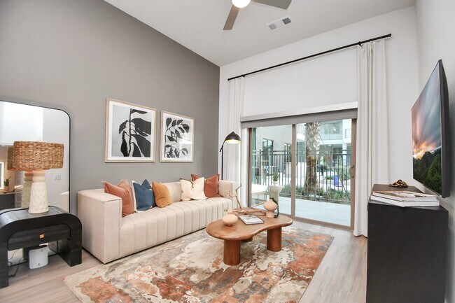 Photo - 1617 Enid St Unidad 589