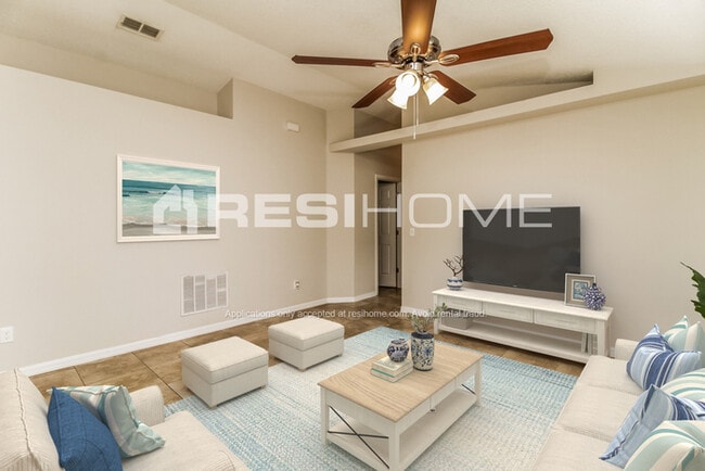 Photo - 1837 Lacy Ln