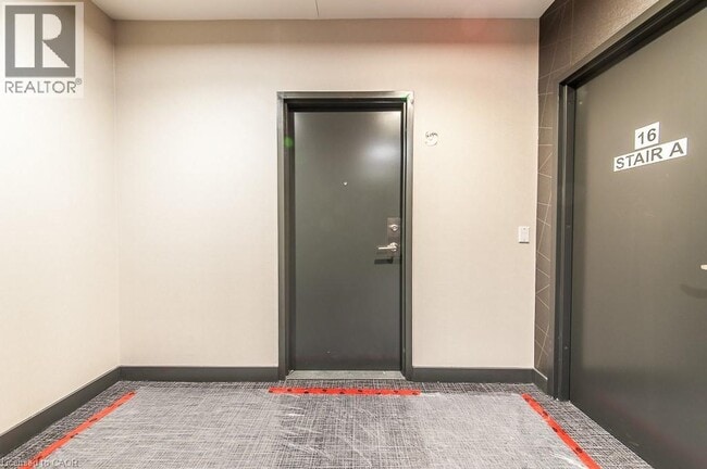 Photo - 85 Duke St W Unit 1604