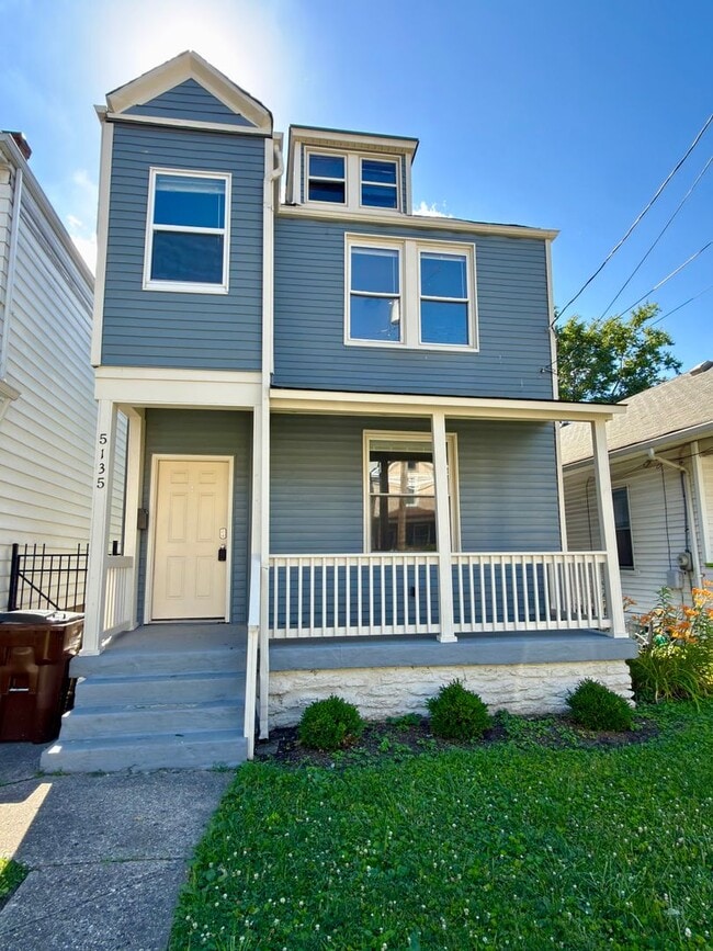 Charming 3 Bedroom, 2 Bath Single-Family Home in Norwood, Ohio – Spacious Living in a Prime Locat... - Charming 3 Bedroom, 2 Bath Single-Family Home in Norwood, Ohio – Spacious Living in a Prime Locat...