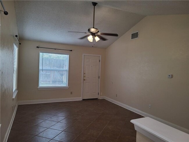 Photo - 12405 Alderbrook Dr