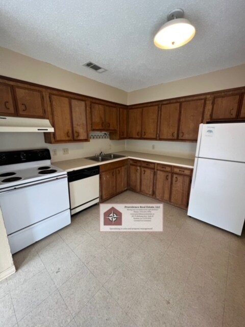 Photo - 3102 Courtney Ave Casa