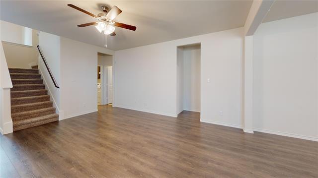 Photo - 612 Liliana Ln