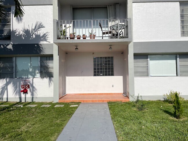 Photo - 1400 SW 27th Ave Unit 101