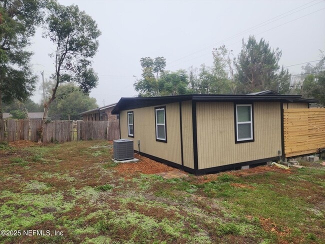 Photo - 403 Highland Ave