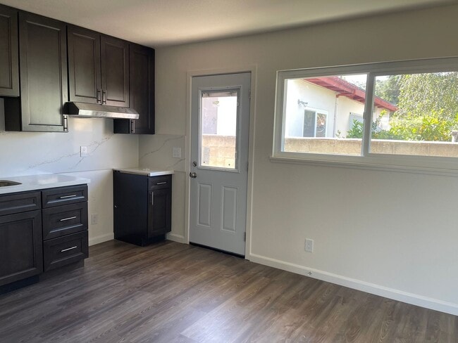 Photo - G43100E Unit B