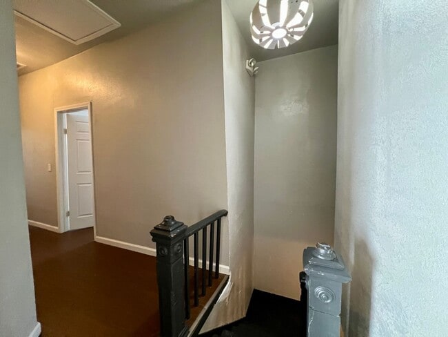 Photo - 328 N Philadelphia Ave Unit B