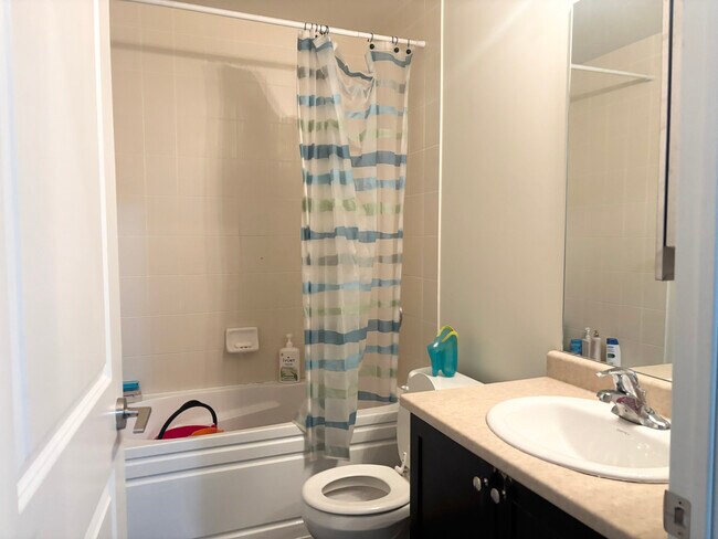 Photo - 1 BED - 1 BATH - MISSISSAUGA - CONDO Unit 901