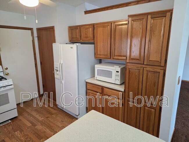 5310 Brookview Dr