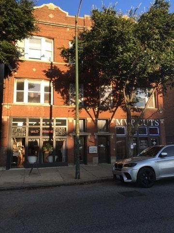 Building Photo - 1107 N Western Ave Unit 1