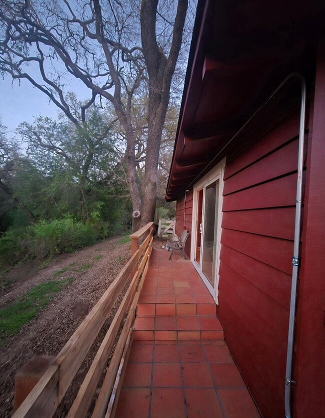 Photo - 5770 Croy Rd