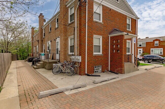 Photo - 5638 W Carmen Ave