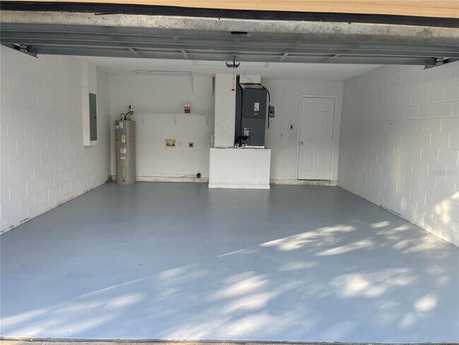 Photo - 326 Chelmsford Ct