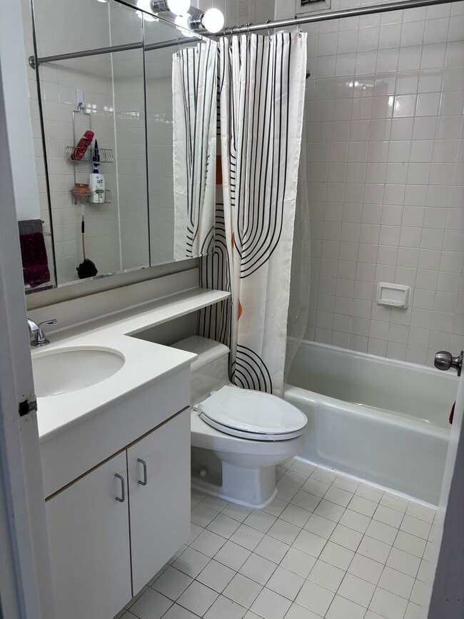 Photo - 215 W 95th St Unit 5N