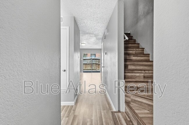 Photo - 8108 Foxfire Ln