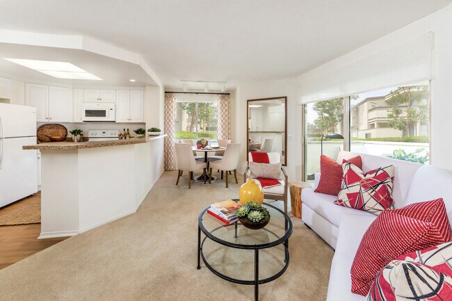 Photo - Stanford Court Apartments