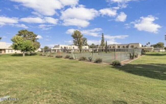 Photo - 1014 E Bendix Dr