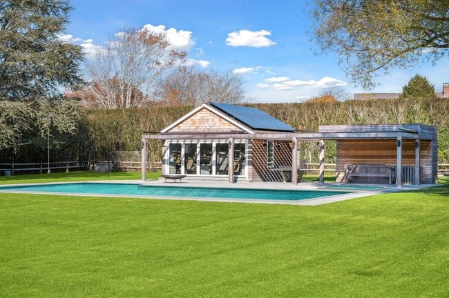 Photo - 50 Mecox Bay Ln