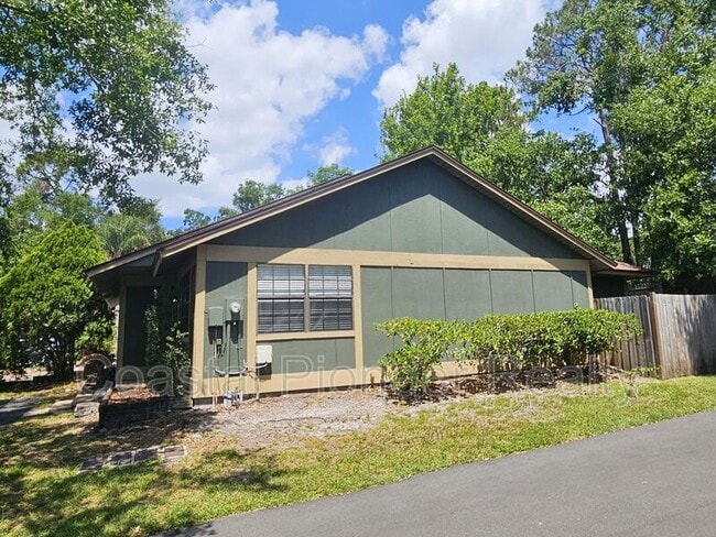 Photo - 1003 Willow Pond Dr