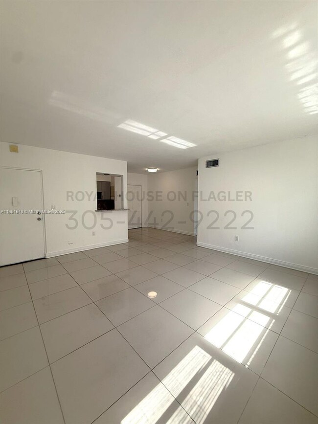 Photo - 4410 W Flagler St Unit 209