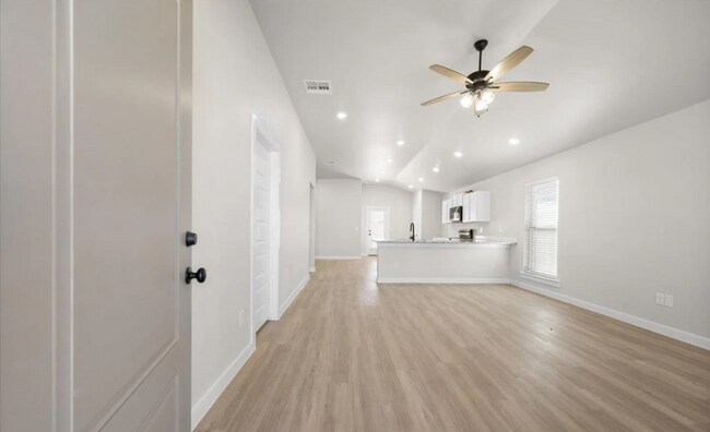 Photo - 1603 132nd St