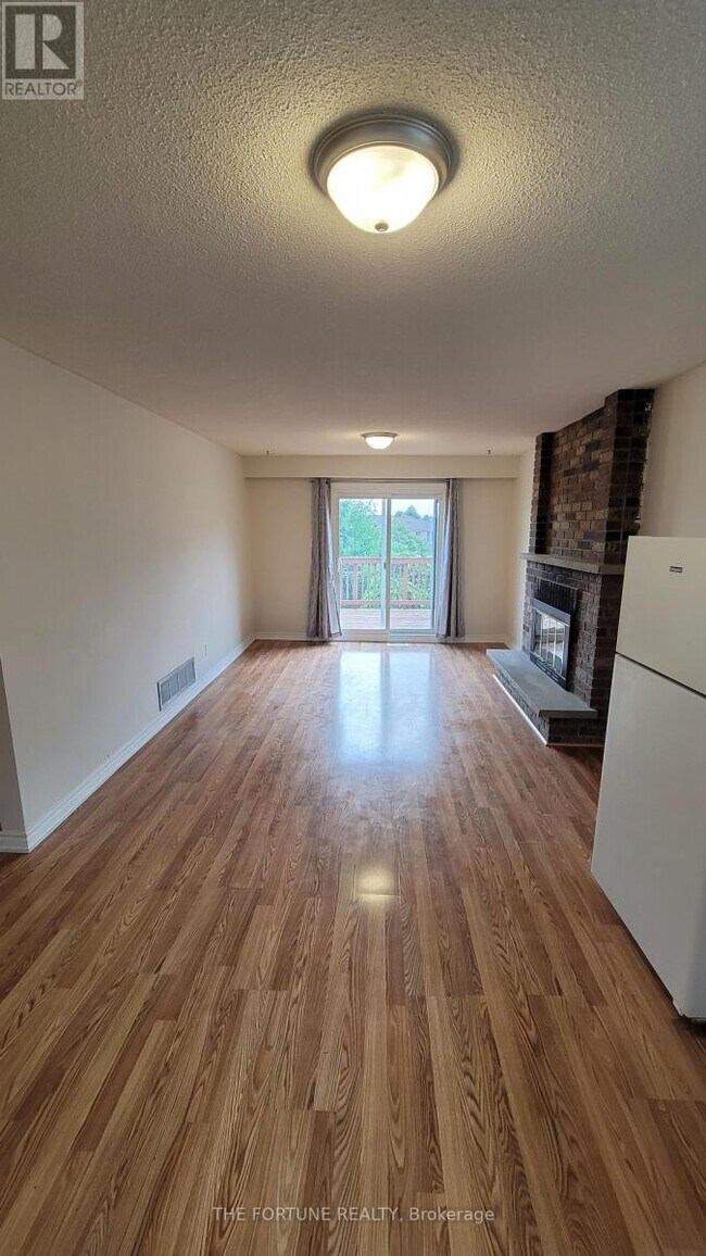 Photo - 44 Rotherglen Ct