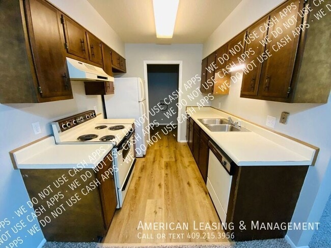 Building Photo - 971 Park Meadow Dr Rental