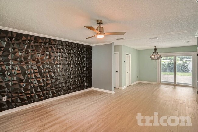 Photo - 2317 13th Ave SW