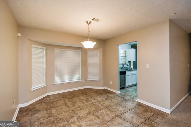 Photo - 2050 Downs Pl