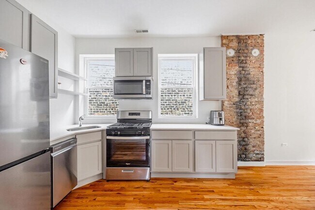 Photo - 1638 W 18th Pl Unidad 2R