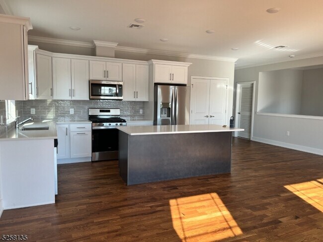 Photo - 317 Doyle St Unit 2