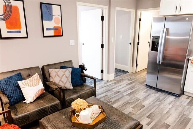 Photo - 101 Cedar St