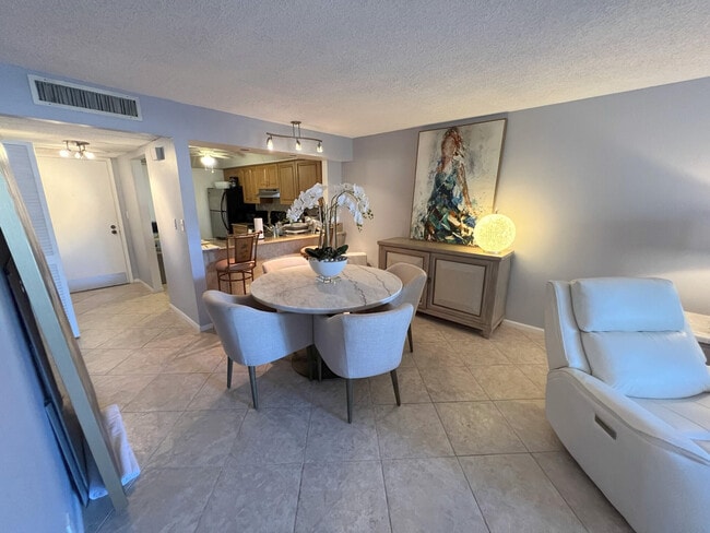 Photo - 1 Royal Palm Way Unit 305
