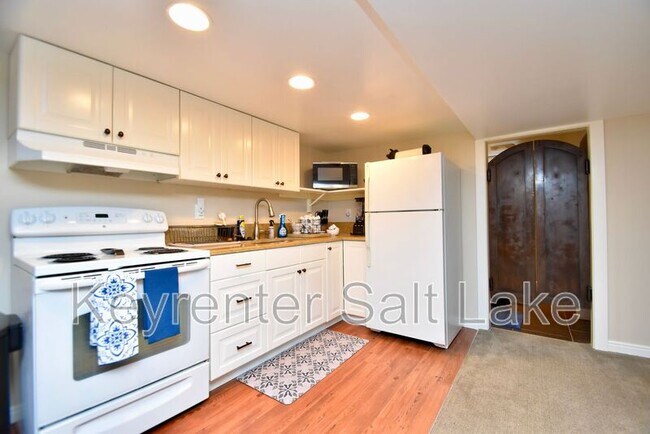 Photo - 2689 E Barbey Dr