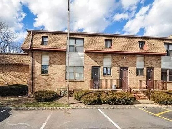 Photo - 311 N Oaks Blvd Unit 311N