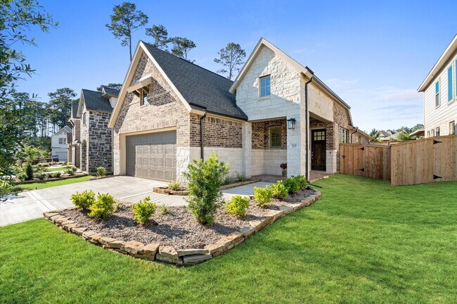Photo - 325 Mallorn Ln