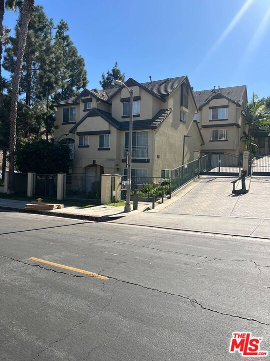 4600 Don Lorenzo Dr Unit 29