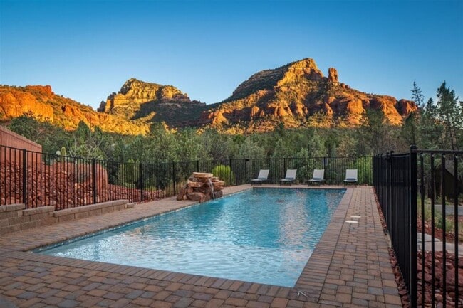 Photo - Breathtaking Luxury Home Basking in Sedona...